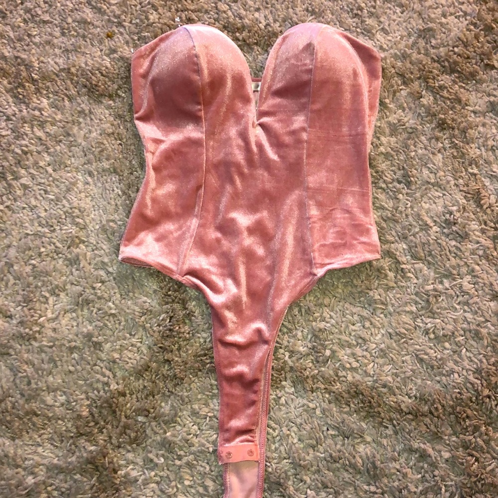 Velvet Pink Bodysuit ✨